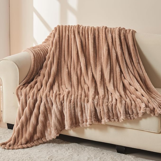 NEWCOSPLAY Super Soft Throw Blanket Taupe Premium Silky Flannel Fleece 3D - Image 3