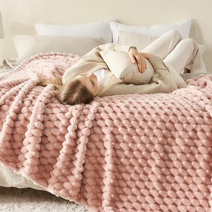 NEWCOSPLAY Super Soft Throw Blanket Pink Premium Silky Flannel Fleece 3D Clouds - Image 3