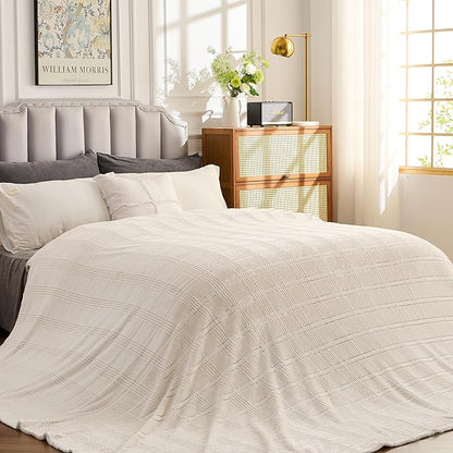 Oversized King Fleece Blanket 120x120 Inches, Seamless Soft Cozy 3D Jacquard - Image 2