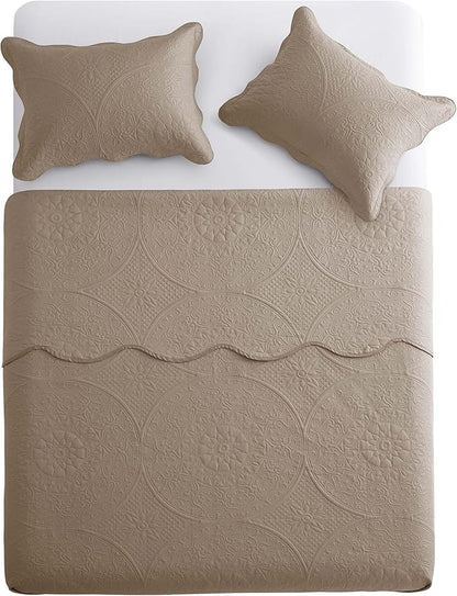 IR Imperial Rooms King Quilt Bedding Set Size + 2 Pillow Shams - Image 2