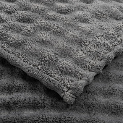YUSOKI Luxury 3D Bubble Throw Blanket 3.1lb, All Ages, Home Decoration - Image 7