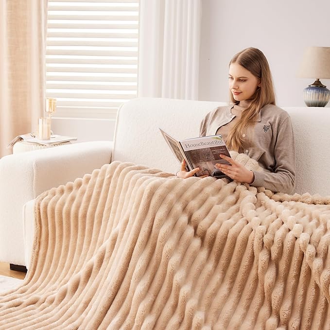NEWCOSPLAY Super Soft Throw Blanket Brown Premium Silky Flannel Fleece 3D - Image 3