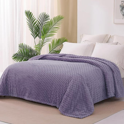 Exclusivo Mezcla King Size Fleece Blanket - Image 3