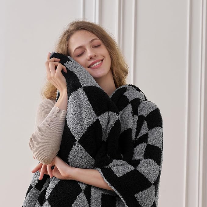Joiedomi Twin Blanket for Couch Bed, Checkered Knitted Blankets Gifts for Women - Image 2