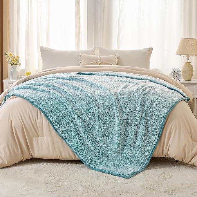 EMME Soft Sherpa Fleece Blanket Reversible Plush Fluffy Large Blanket, Light - Image 5