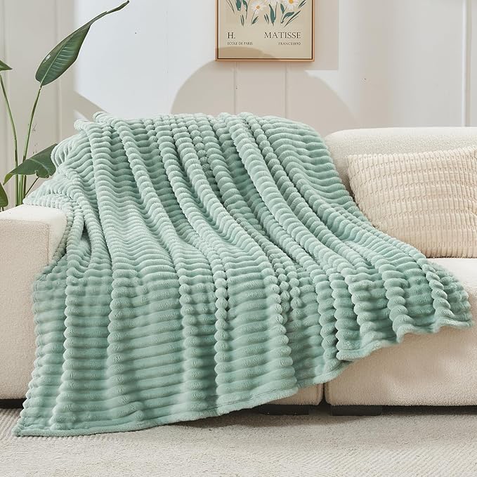 NEWCOSPLAY Super Soft Throw Blanket New Sage Green Premium Silky Flannel Fleece - Image 4