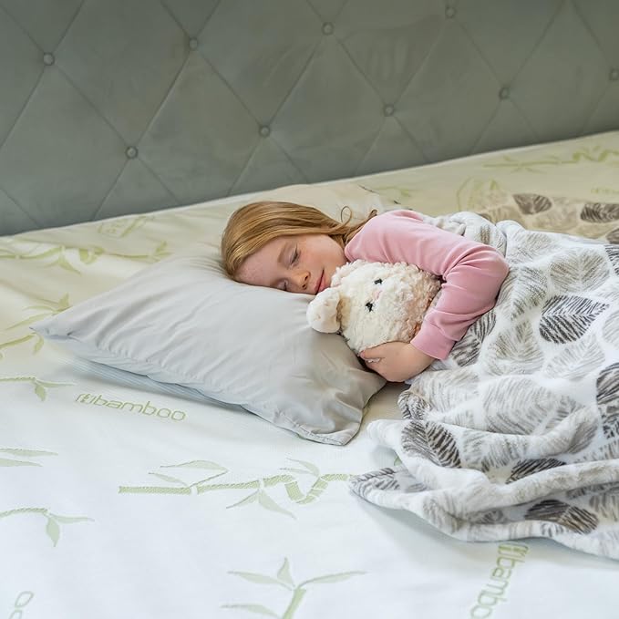 Full Size | Waterproof Mattress Protector | Hypoallergenic, Cooling Mattress - Image 2