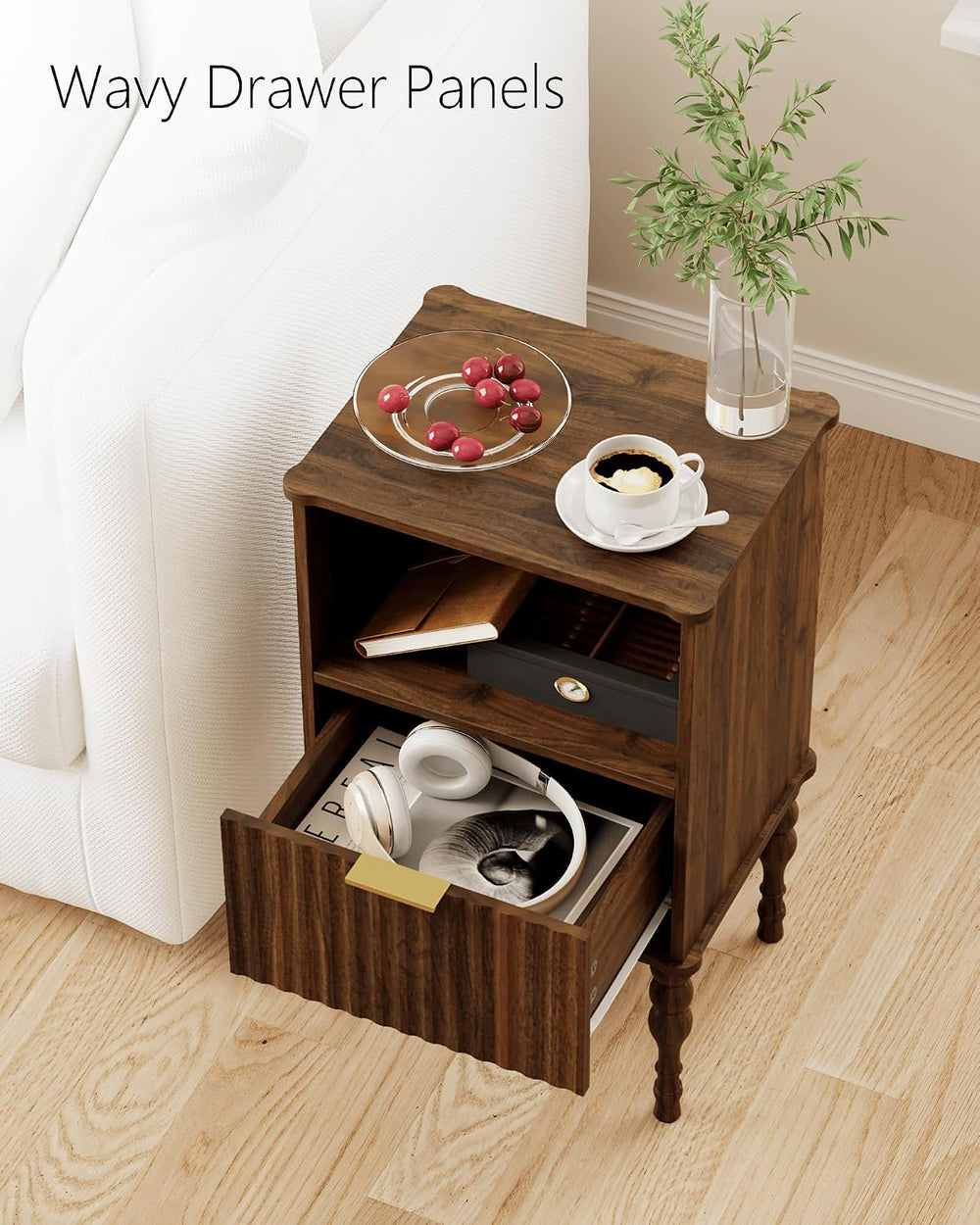 Veegle Small Wooden Nightstand with Drawer