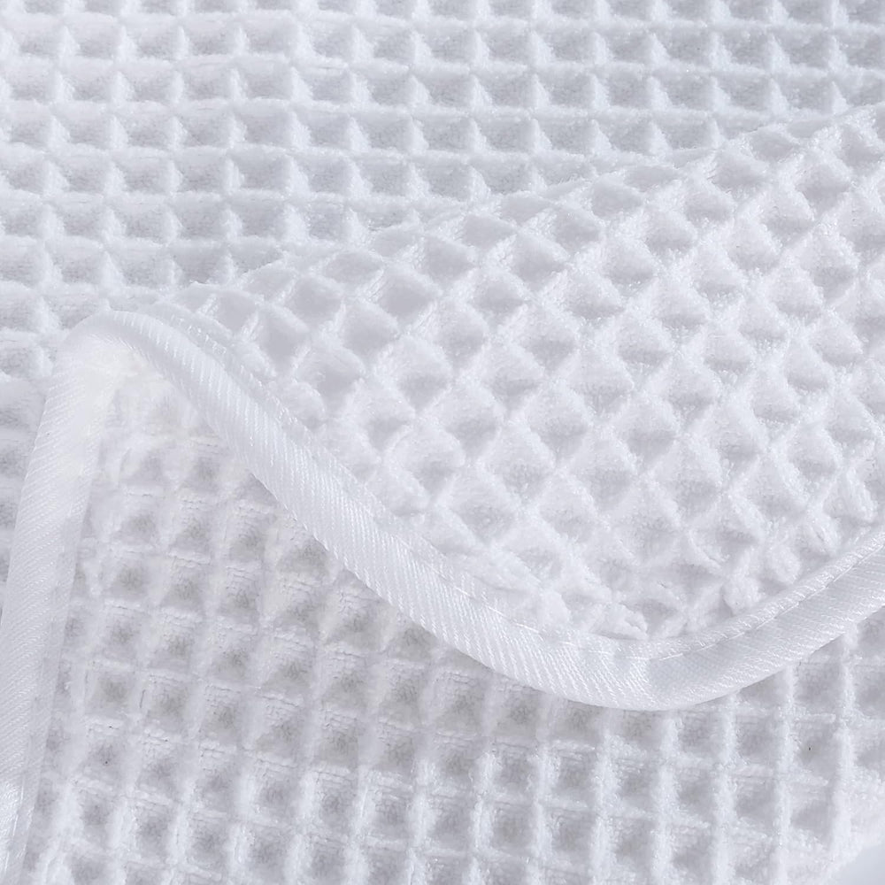 POLYTE 430 GSM Poly Blend Microfiber Quick Dry Waffle Bath Towel, 30x60 in