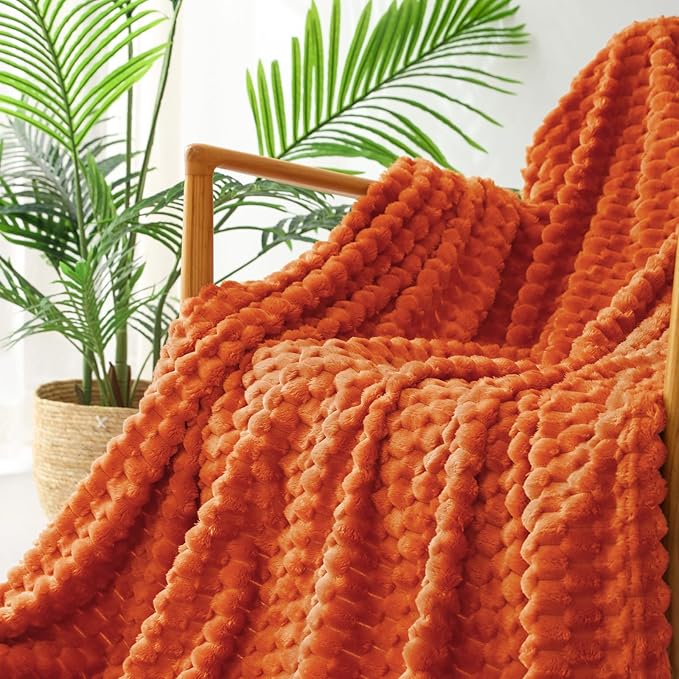 Exclusivo Mezcla King Size Fleece Blanket - Image 6