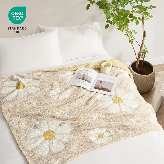 Snuggle Sac Flower Throw Blanket - Image 2