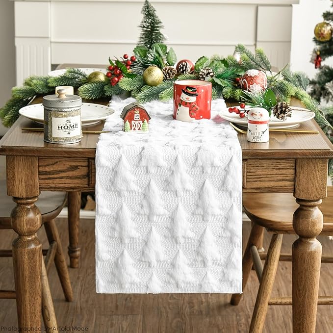 Artoid Mode Christmas Trees Soft Plush Faux Fur Jacquard Christmas Table Runner - Image 3