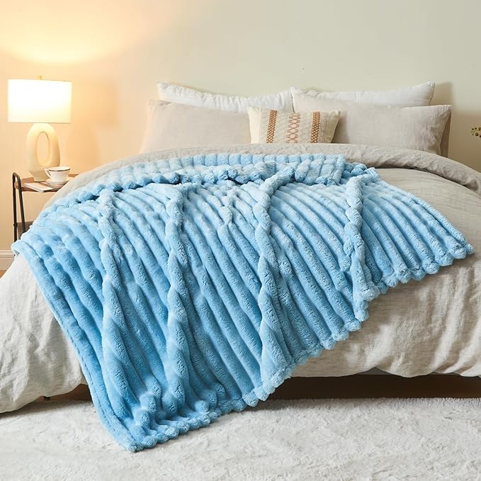 NEWCOSPLAY Super Soft Throw Blanket Blue Premium Silky Flannel Fleece 3D Ribbed - Image 9