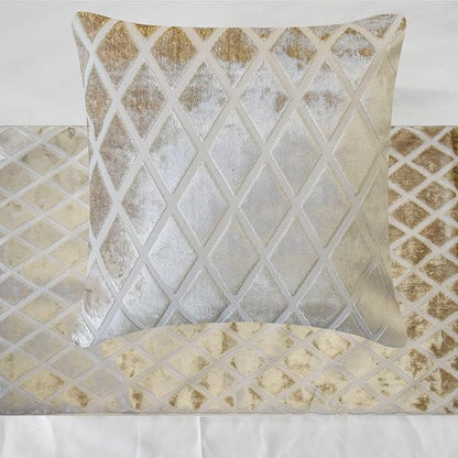 HomeCentric Ivory Decorative Bed Runner - Image 2