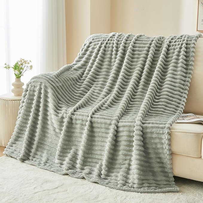 NEWCOSPLAY Super Soft Throw Blanket Sage Green Premium Silky Flannel Fleece 3D - Image 4