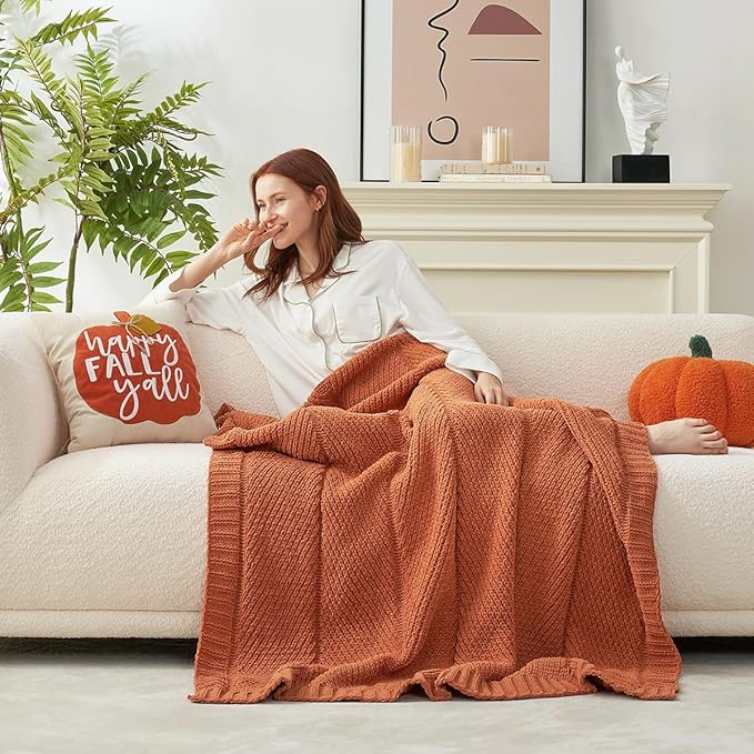 Amélie Home Chevron Chenille Knit Throw Blanket - Image 5