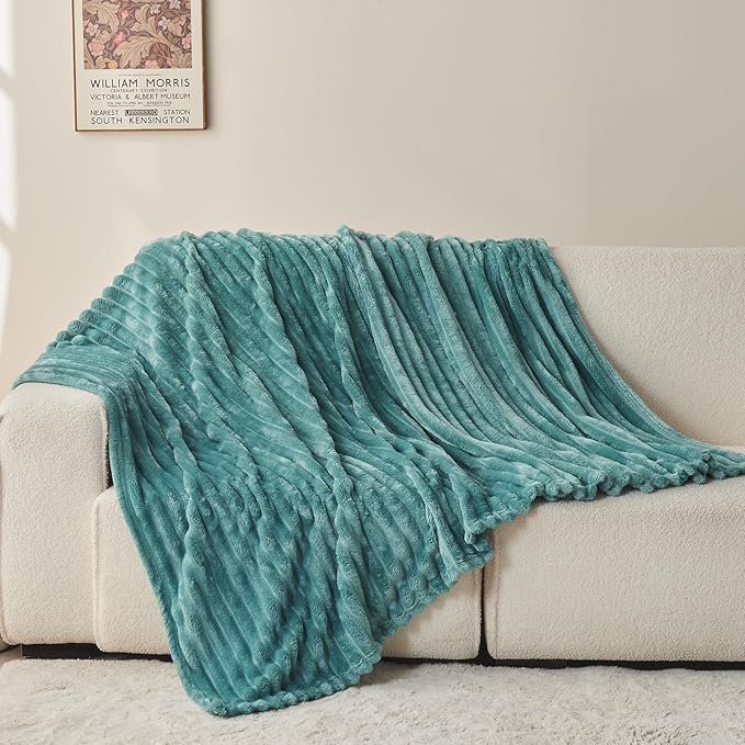 NEWCOSPLAY Super Soft Throw Blanket Light Teal Premium Silky Flannel Fleece 3D - Image 8