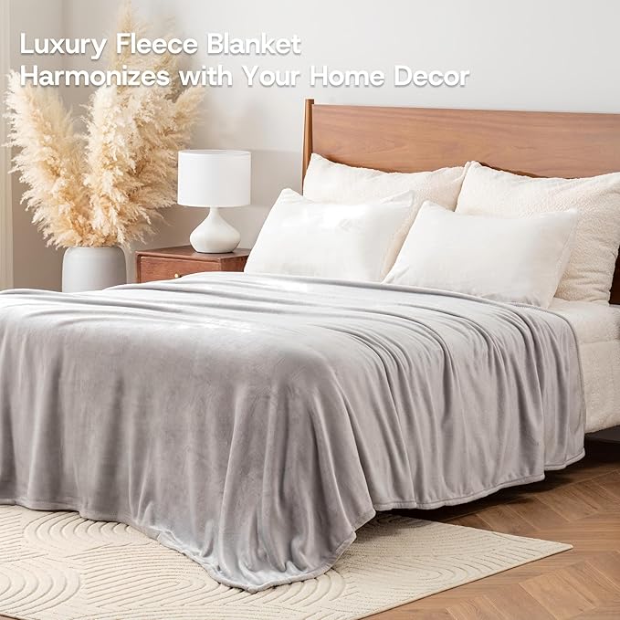 Luxury Fleece Warm Blanket, Soft Lightweight Velvety Plush Blanket - Image 2