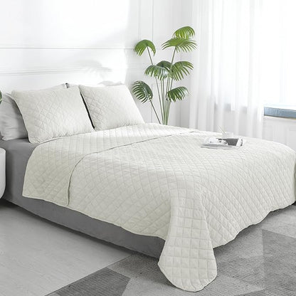 Easy-Going Twin Size Reversible Quilt Set by Easy-Going