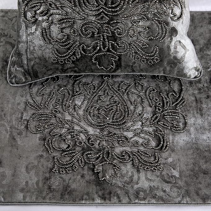 The HomeCentric Decorative Designer Handmade Bed Runner - Image 3