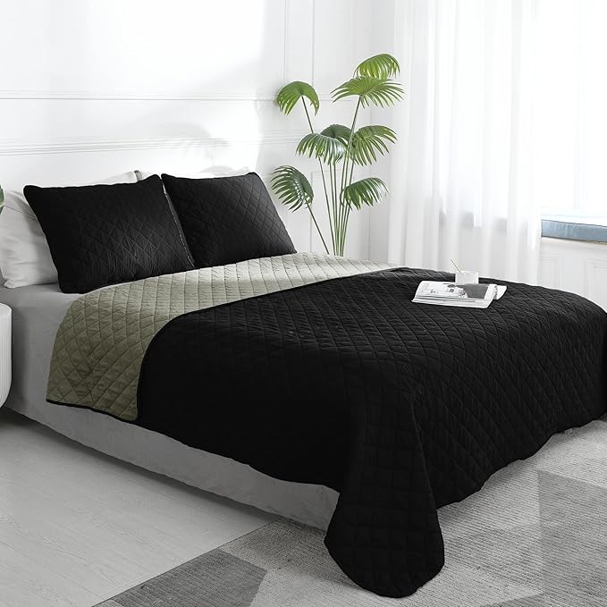 Easy-Going Full/Queen Size Reversible Quilt Set by Easy-Going