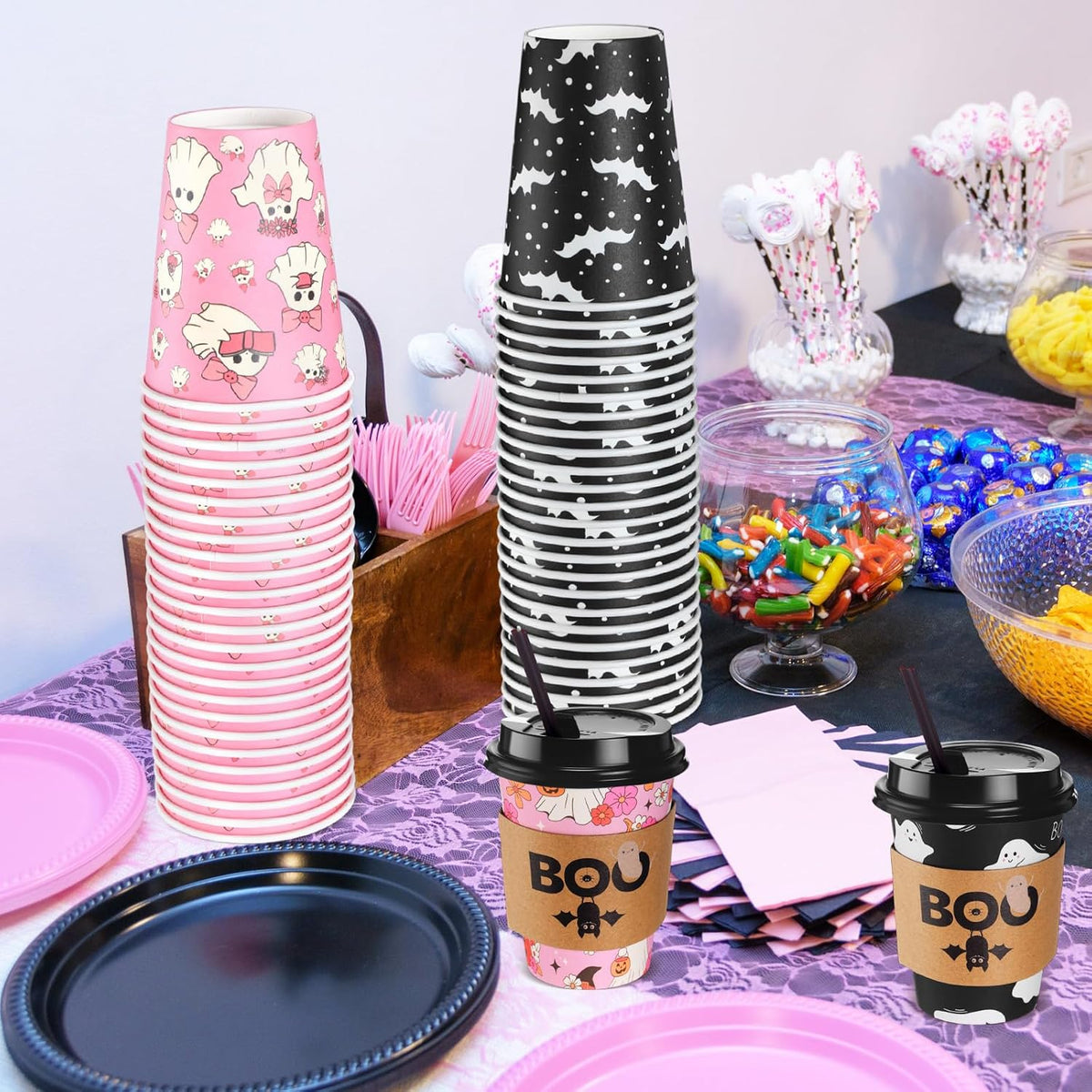 Lallisa 100 Sets 12 oz Halloween Disposable Coffee Cups with Lids and Sleeves Straws, Hot Coffee Paper Cups for holiday Party Drinks Supplies(Cute Ghost)
