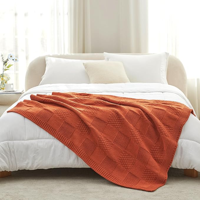 Amélie Home Checkered Chenille Knit Throw Blanket - Image 5