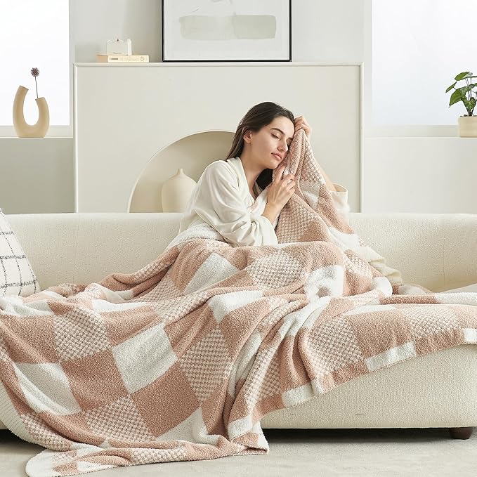 Snuggle Sac Checkered Blanket, 60x80 inches - Image 5