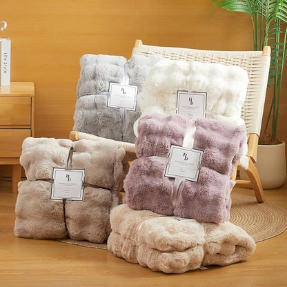 The Malibu Blanket - Image 9