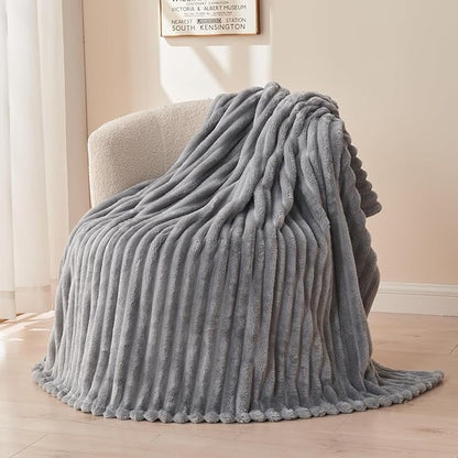 NEWCOSPLAY Super Soft King Blanket Light Grey Premium Silky Flannel Fleece 3D - Image 9