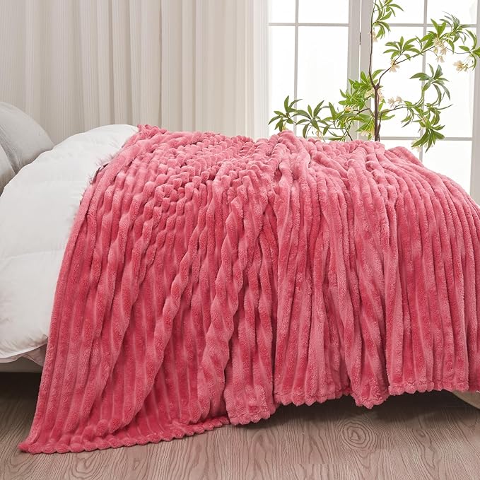 NEWCOSPLAY Super Soft King Blanket Coral Pink Premium Silky Flannel Fleece 3D - Image 4