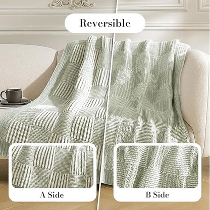 Amélie Home Checkered Knit Throw Blanket - Image 2