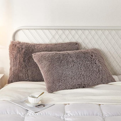 Uhamho Set of 2 Faux Fur Throw Pillow Covers Soft Velvet Decorative Pillowcases - Image 2