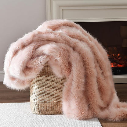 HORIMOTE HOME Pink Faux Fur Throw Blanket, Long Pile Light Pink Fur Blanket - Image 4