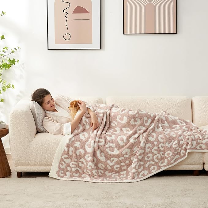 Snuggle Sac Leopard Throw Blanket - Image 2