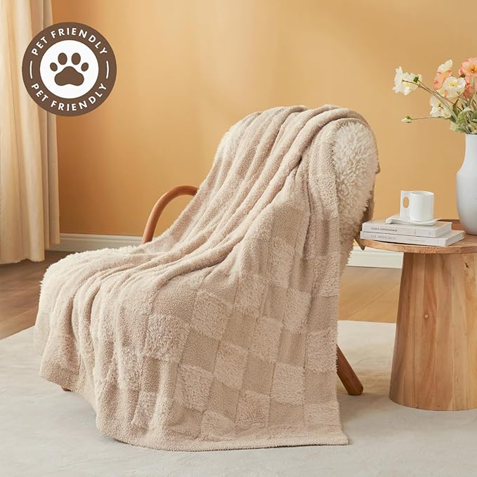 Snuggle Sac Checkered Throw Blanket Faux Fur Microfiber Blankets - Image 5