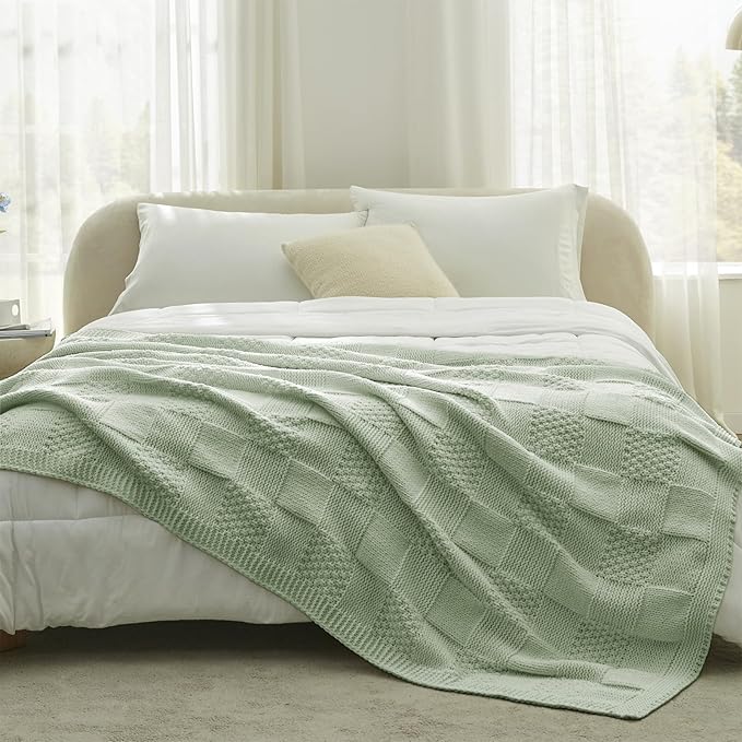 Amélie Home Checkered Chenille Knit Throw Blanket - Image 5