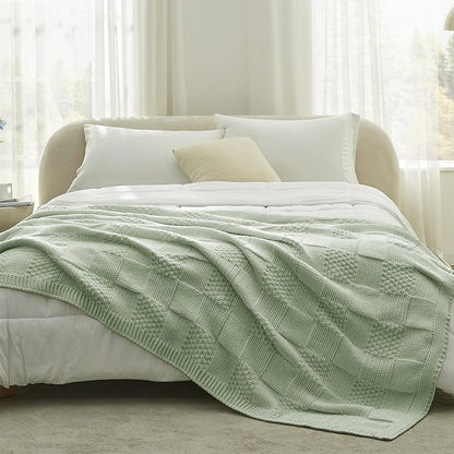 Amélie Home Checkered Chenille Knit Throw Blanket - Image 5