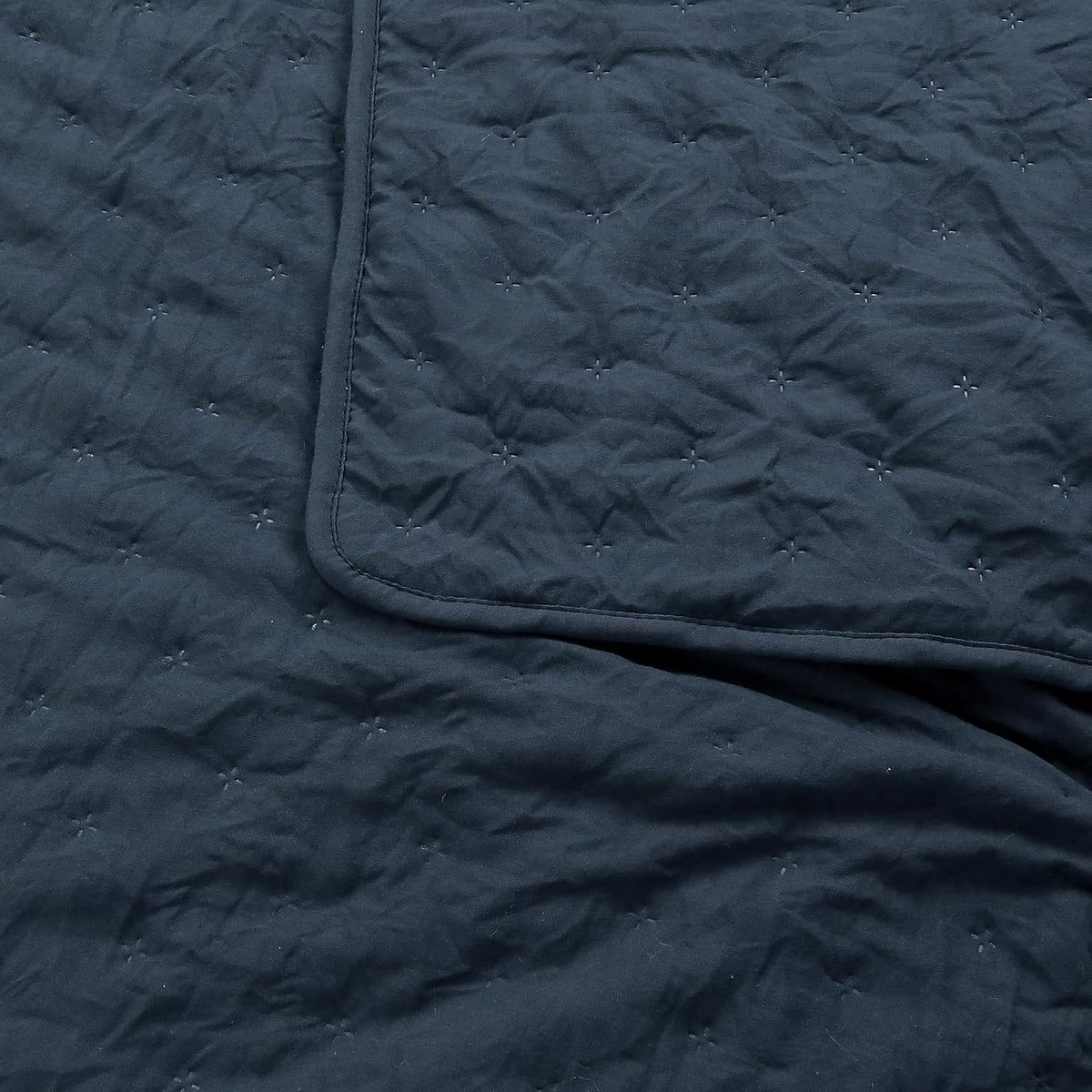 roaringwild oversized king quilt sets with pillow shams, package contents