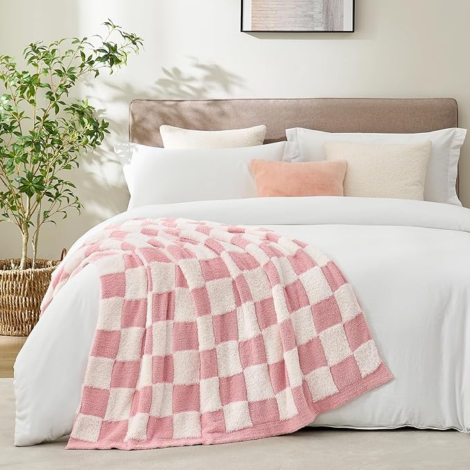 Snuggle Sac Checkered Throw Blanket Faux Fur Microfiber Blankets - Image 5
