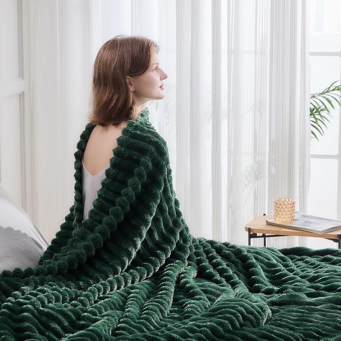 NEWCOSPLAY Super Soft Twin Blanket Dark Green Premium Silky Flannel Fleece 3D - Image 7