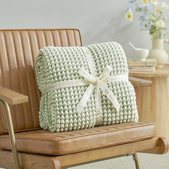 Amélie Home Waffle Chenille Throw Blanket - Image 9