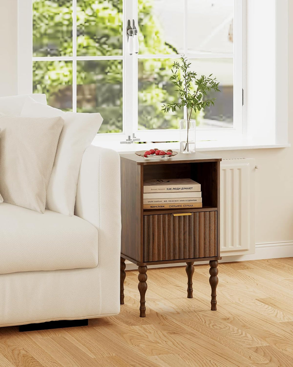 Veegle Small Wooden Nightstand with Drawer