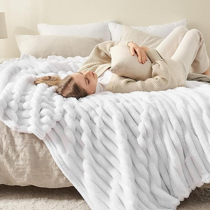 NEWCOSPLAY Super Soft Queen Blanket White Premium Silky Flannel Fleece 3D - Image 3