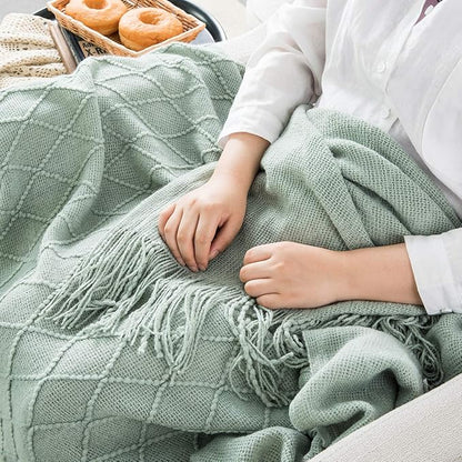 Homiest Decorative Knitted Throw Blanket - Image 3