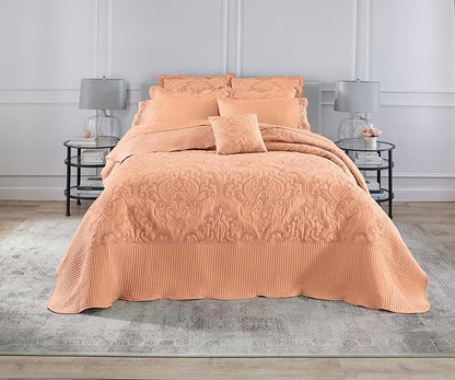 BrylaneHome Bedding Lightweight All Season Modern Amelia Quilted Damask by BrylaneHome