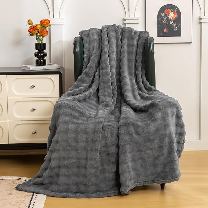 YUSOKI Luxury 3D Bubble Throw Blanket 2lb, All Ages, Home Decoration - Image 2
