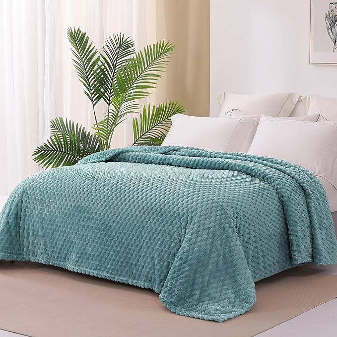 Exclusivo Mezcla Twin Size Fleece Blanket - Image 3