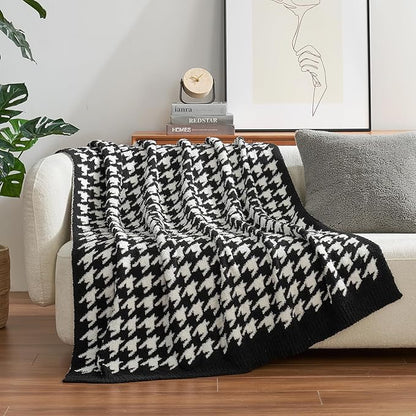 Snuggle Sac Houndstooth Throw Blanket - Image 2