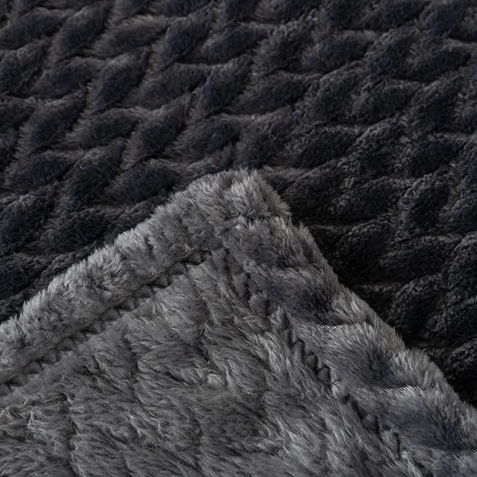 Oversized King Fleece Blanket 120x138 Inches, Seamless Soft Cozy 3D Jacquard - Image 7